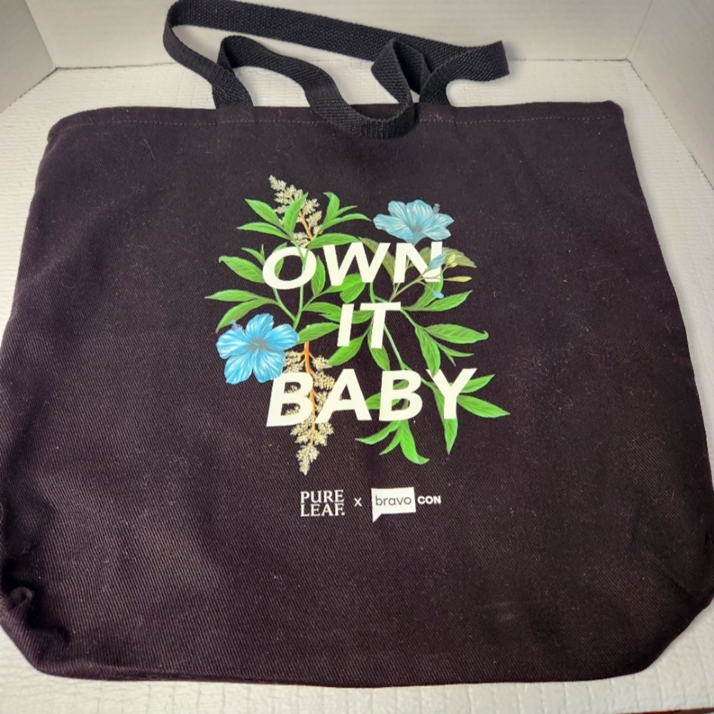 Bravo Con black carryall bag "Own it Baby" pure leaf tea, NWT